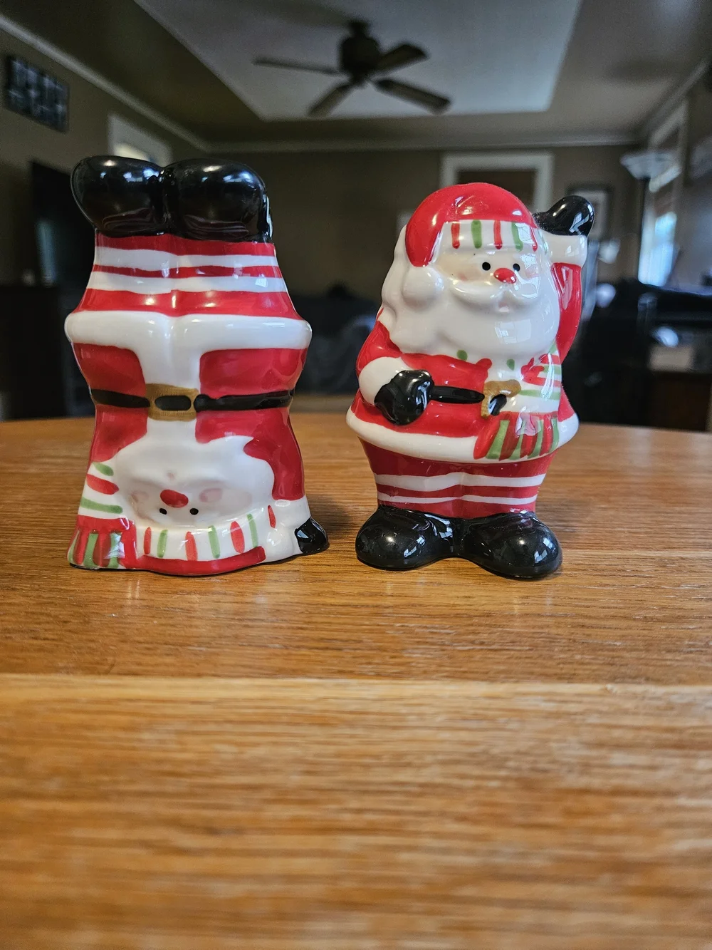 Boston Warehouse Candy Claus salt and pepper shaker set. Santa, Holiday